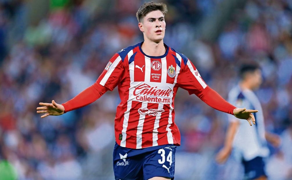 Armando González en festejo de gol, durante la fase regular del torneo Clausura 2026 con Chivas - Foto: Imago7