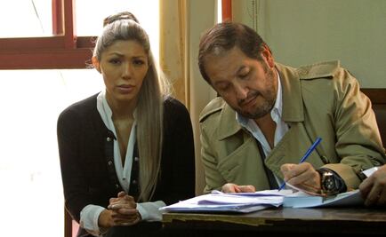 Ex novia de Evo presenta acta de nacimiento del hijo de ambos