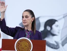 Tras asesinato de Carlos Manzo, Sheinbaum mueve mañanera del lunes a Palacio Nacional; estaba programada en Los Pinos