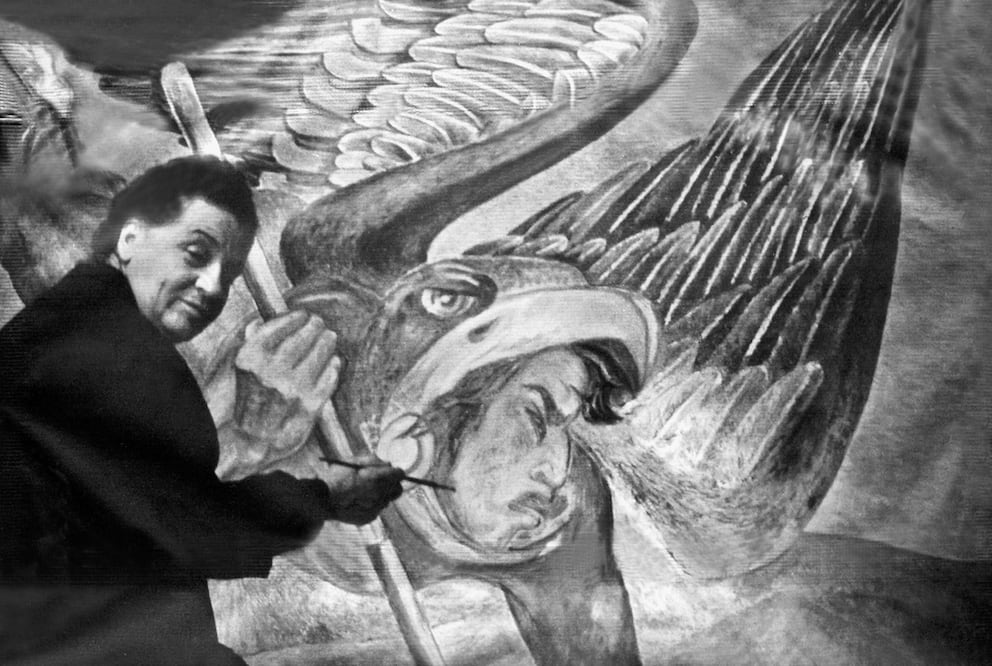 El poder arrumbó la obra de Aurora Reyes, la primera muralista mexicana