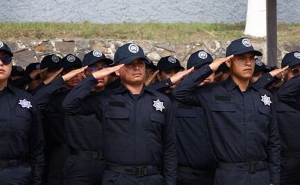 Se gradúan 306 elementos de la SSPC en Seguridad Penitenciaria; reconocen a personal en activo por antigüedad
