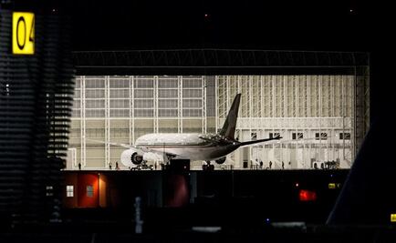 EL UNIVERSAL did report the purchase of the presidential plane in 2012