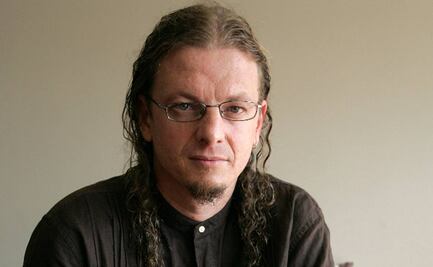 Rodrigo Plá llevará al cine la novela "Llegaron con el viento", de Laura Santullo