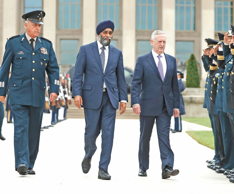 Una de las últimas visitas oficiales del exsecretario de la Defensa Nacional a Washington, Estados Unidos, fue en 2017. Foto: Archivo. EL UNIVERSAL