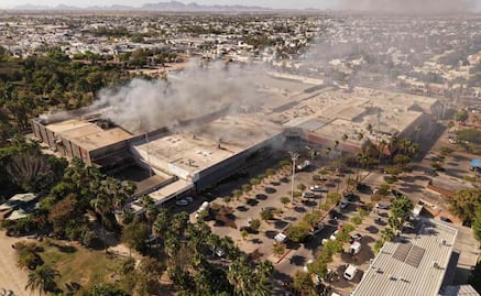 Fuerte incendio consume plaza comercial Fiesta en Los Mochis; reportan 4 muertos y 38 hospitalizados por quemaduras