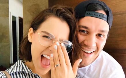 Yuya recibe anillo de compromiso de youtuber mexicano