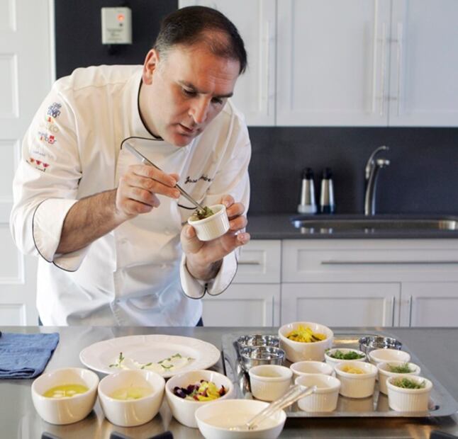 El discurso del chef: José Andrés se solidariza con los migrantes