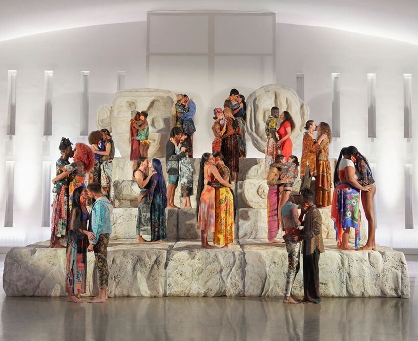 La hija de Madonna participó en un desfile-performance donde se desnudó. Foto: Instagram