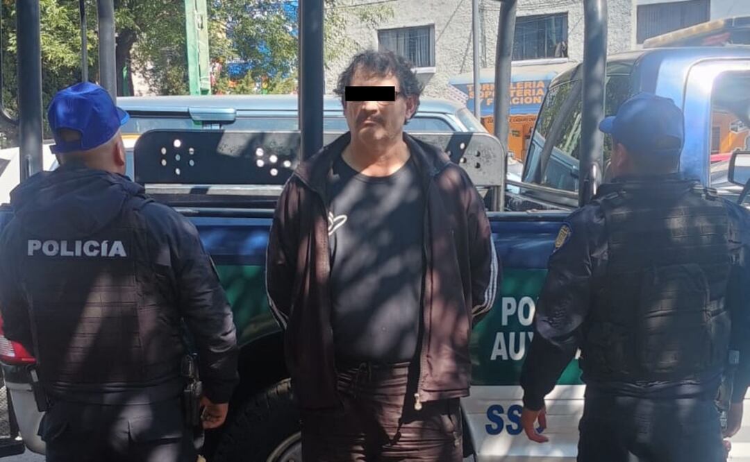 Detienen a un hombre por toques a menor en Eje Central; vecinos lo retuvieron. Foto: Especial