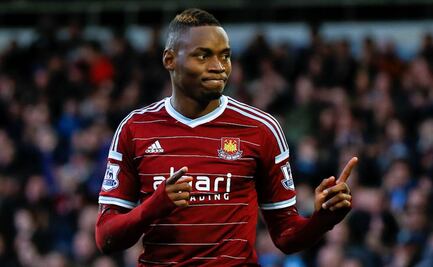 Futbolista del West Ham, detenido por amenazas de muerte