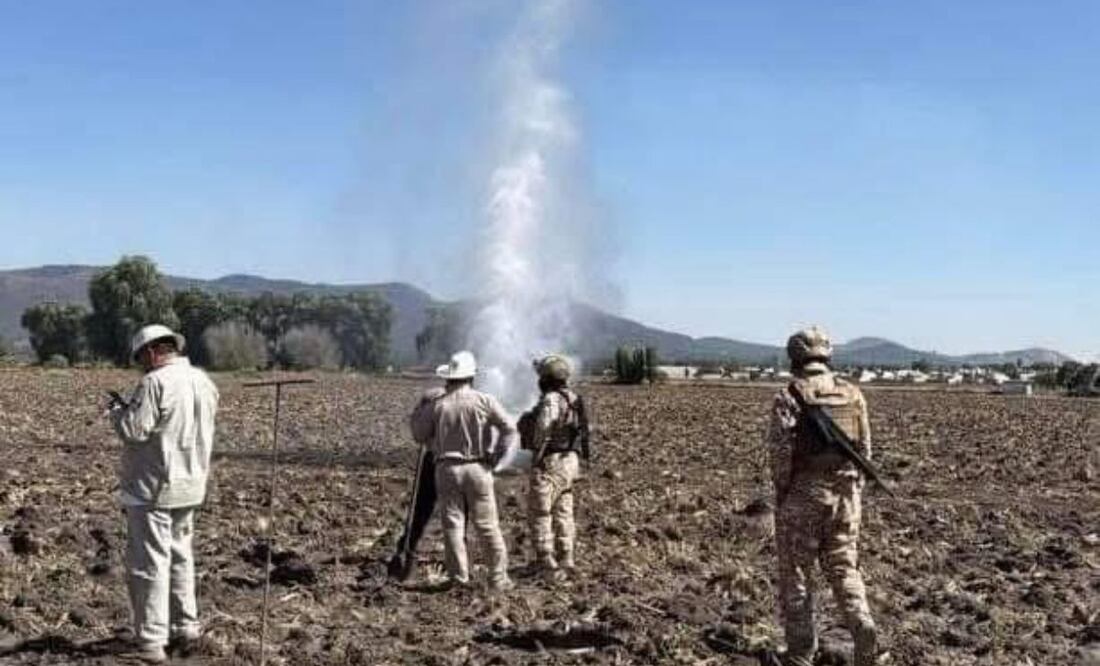 Activan protocolos de emergencia en Hidalgo por fuga de combustible en carretera Los Reyes-El Tephe (15/03/2025). Foto: Especial