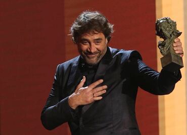 Javier Bardem dedica Premio Goya a su madre y se encamina a ganar el Oscar