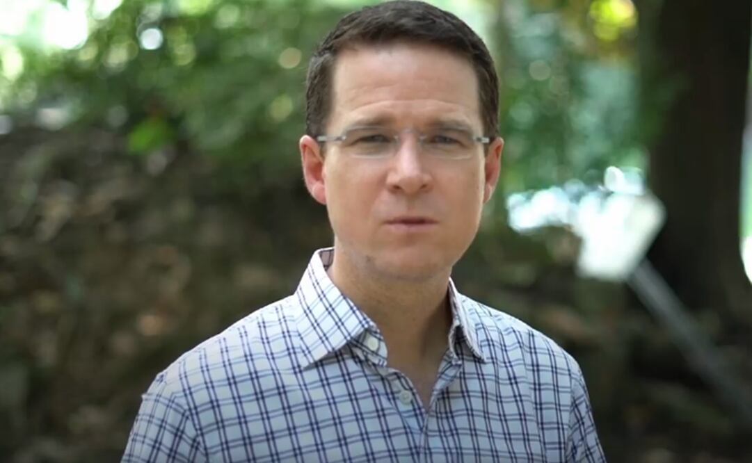 “Si no lo has hecho y puedes, ni lo dudes, vacúnate cuanto antes”, dijo Ricardo Anaya. Foto: Captura de pantalla