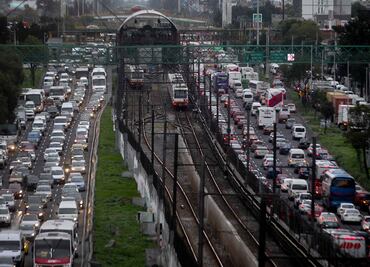 Engomados azules y permisos no circulan este viernes 24 de mayo