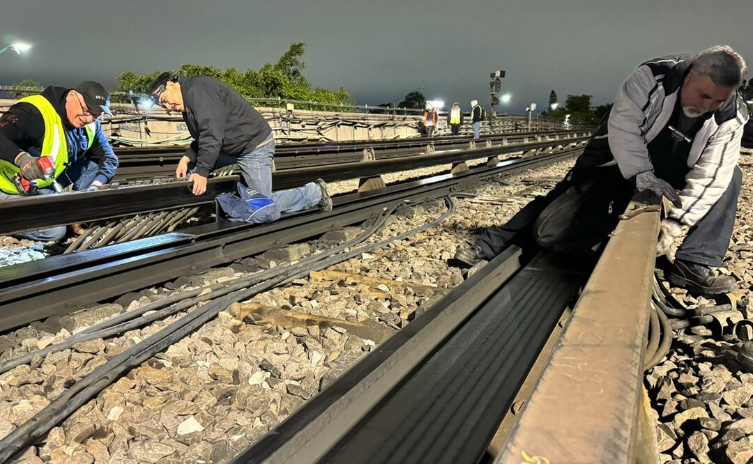 Inician las labores para el desmantelamiento de equipos en la zona de la terminal Pantitlán. Foto: Especial