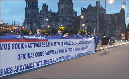 Cooperativistas apoyan en Palacio Nacional a Guillermo Álvarez