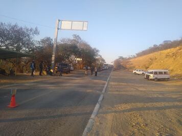 Colapsan carreteras en Guerrero; autodefensas y pobladores exigen seguridad