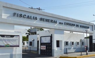 Localizan documentos abandonados, prendas de vestir y restos óseos en Fiscalía de Nayarit; colectivo solicita intervención de la FGR
