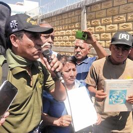 Reaparece Molina; huyó por amenazas