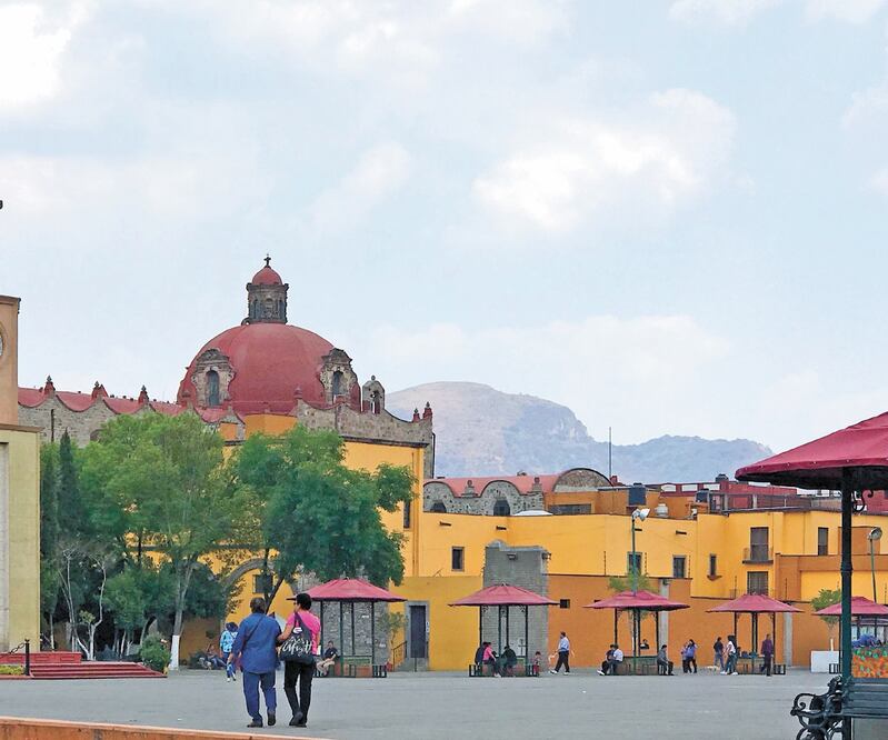 El ayuntamiento de Tlalnepantla aplicó 275 pruebas a servidores públicos de los cuales 91 resultaron positivos y 12 fallecieron por este virus o con sospecha: nueve eran policías municipales, así como paramédicos de Protección Civil y un empleado comunita