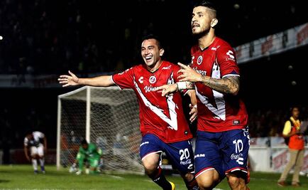 Albín manda al Veracruz a semis de Copa
