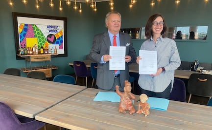 Suecia regresa a México dos piezas precolombinas utilizadas en los años 50 y 60