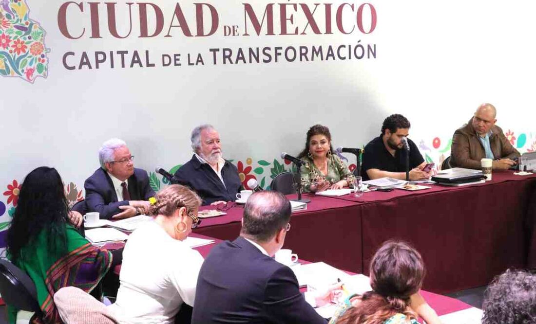 La próxima mandataria estuvo acompañada por las y los próximos secretarios de su administración, a quienes presentó hace una semana. Foto: Especial