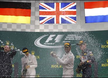 Hamilton se lleva el GP de Brasil