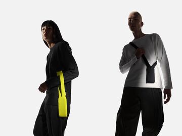 iPhone Pocket x Issey Miyake: el accesorio moda que nadie esperaba