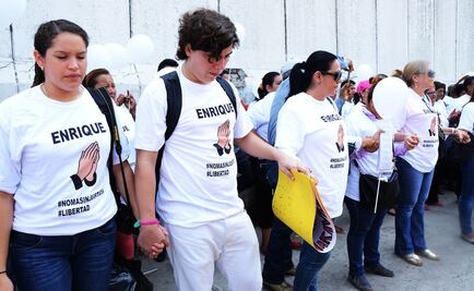 Padre de Daphne califica de "patrañas" campaña de Enrique Capitaine