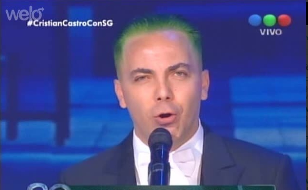 El cantante Cristian Castro volvió a sorprender con un cambio de look, ahora el estilo Guasón  FOTO: TWITTER