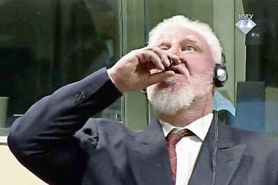 Bosniocrata tomó cianuro en La Haya