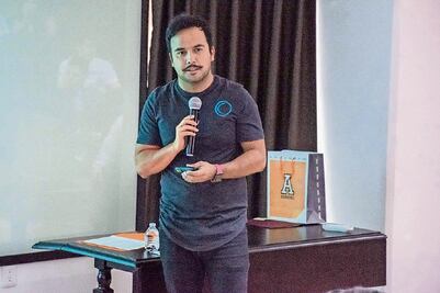 Con cuentas sin comisiones, fintech se mide ante bancos