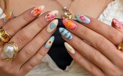 La manicura con diseño marino que te hará brillar en verano