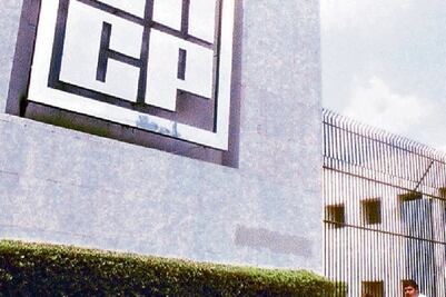 Recaudación cae 2.1% en octubre, informa SHCP