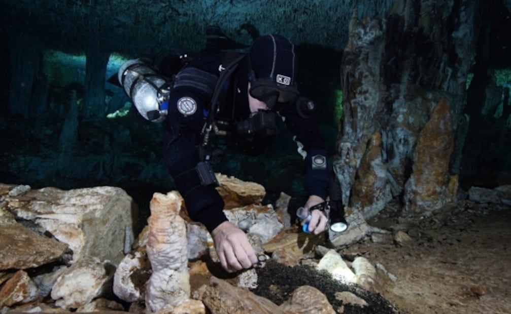 Encuentran la mina de ocre más antigua de América en Quintana Roo