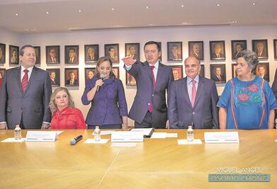 Osorio Chong será el coordinador del PRI en el Senado