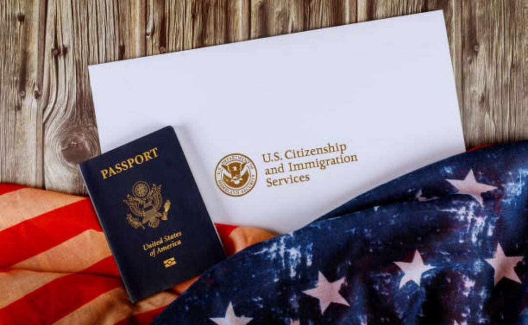 El juez de distrito J. Campbell Barker ordenó la suspensión después de que 16 estados, todos con fiscales republicanos, impugnaron el programa con una demanda. Foto: IStock