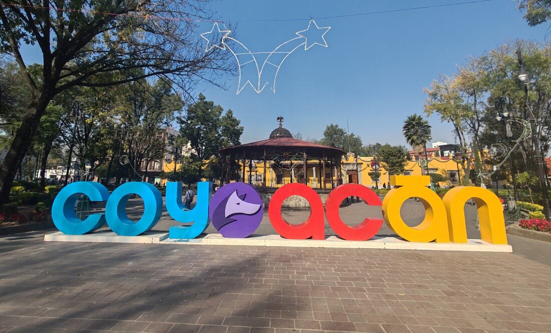 La alcaldía Coyoacán instaló la iluminación con motivo de las fiestas decembrinas. (Foto: especial)