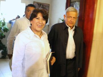 Haremos valer triunfo de Delfina pacíficamente: AMLO