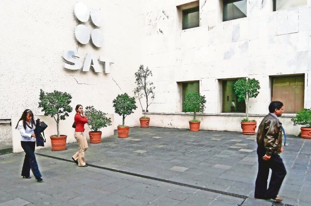 Con el programa de Vigilancia de obligaciones, el SAT busca incentivar el cumplimiento voluntario de los contribuyentes. Foto: ARCHIVO EL UNIVERSAL
