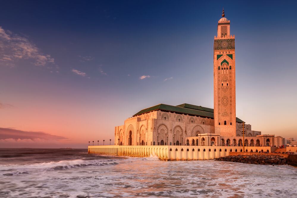 Para entrar a la Mezquita Hassan II debes ir cubierto sin mostrar demasiada piel. (Foto: Istock)
