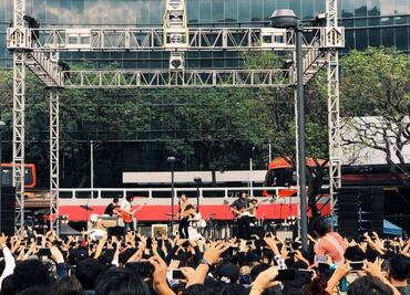 Zoé presenta su nuevo disco en la Glorieta de Insurgentes