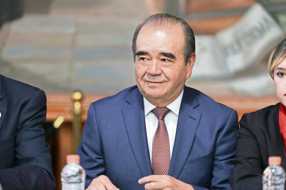 A revisión. El arreglo de carreteras y la construcción de cárceles no serán aprobadas antes del 30 de abril, dijo Maurilio Hernández / JORGE ALVARADO. EL UNIVERSAL