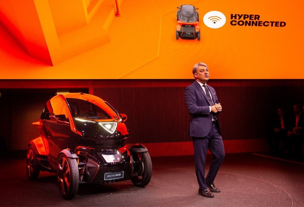 Se separa del cargo por acuerdo mutuo