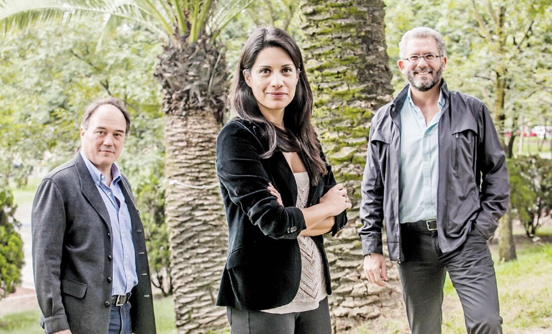 Pablo Girault, Lisa Sánchez y Armando Santacruz son integrantes de SMART. Ambos hombres ganaron el amparo en la Corte para el uso lúdico del cannabis (ARCHIVO EL UNIVERSAL)