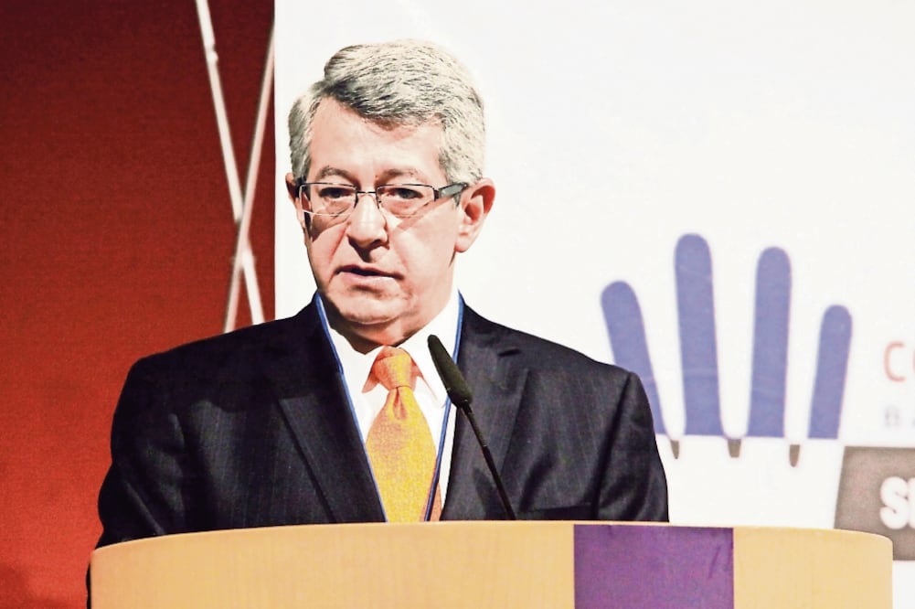 La organización Nosotrxs, que encabeza el investigador del CIDE, Mauricio Merino, dijo que el SNA ha sido blanco de ataques del presidente del Senado. (ARCHIVO EL UNIVERSAL)