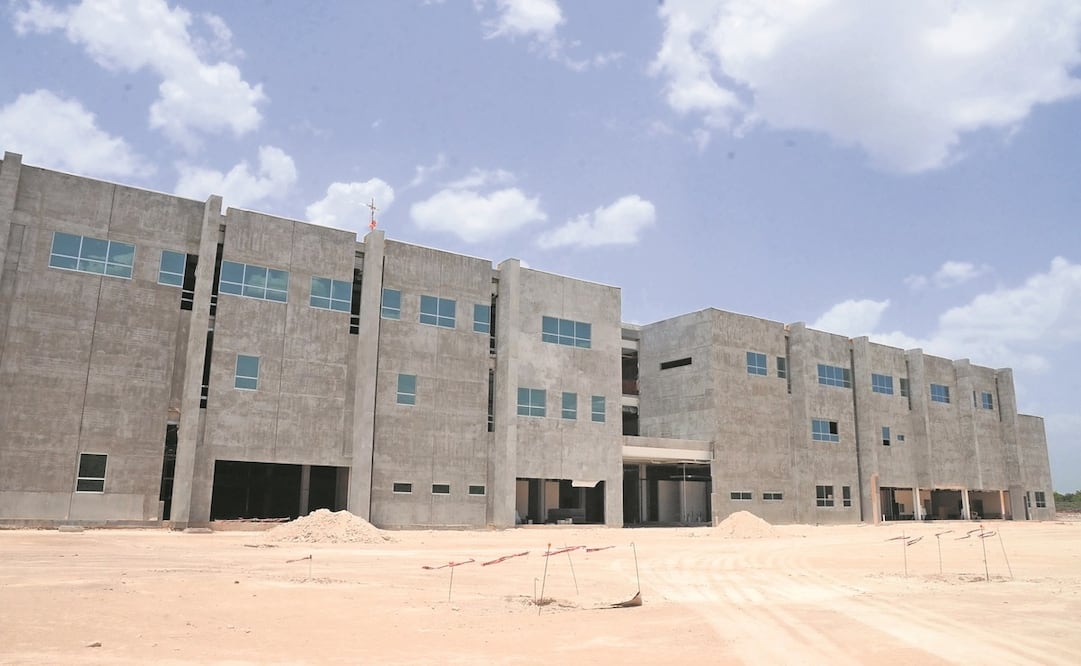 La empresa filial de Grupo Marhnos debía entregar el edificio en marzo de 2014, pero no cumplió. La obra quedó inconclusa cuando se canceló el contrato en 2016. Foto: Archivo/EL UNIVERSAL.