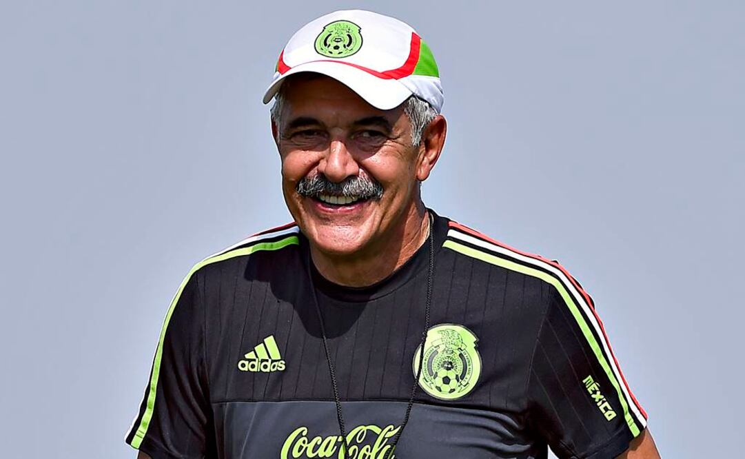 Ricardo Ferretti ya tiene una alineación base. Foto: Imago7
