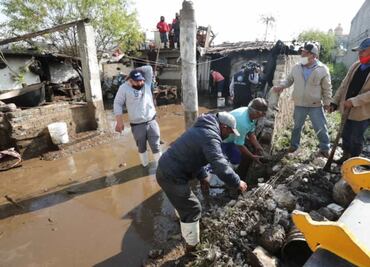 Daños por desbordamiento de río sorprenden a habitantes de Zinacantepec